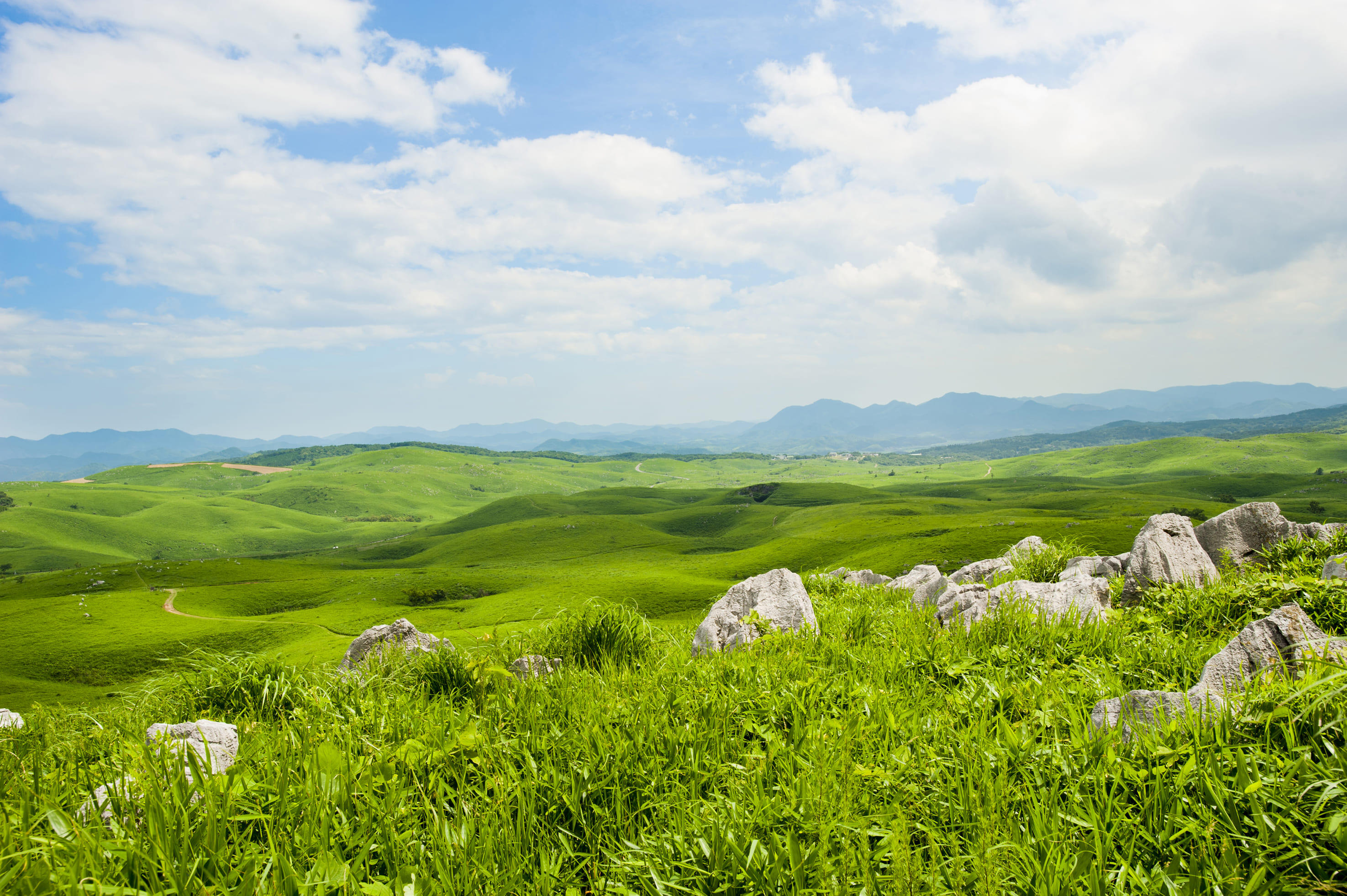 秋吉台（あきよしだい）