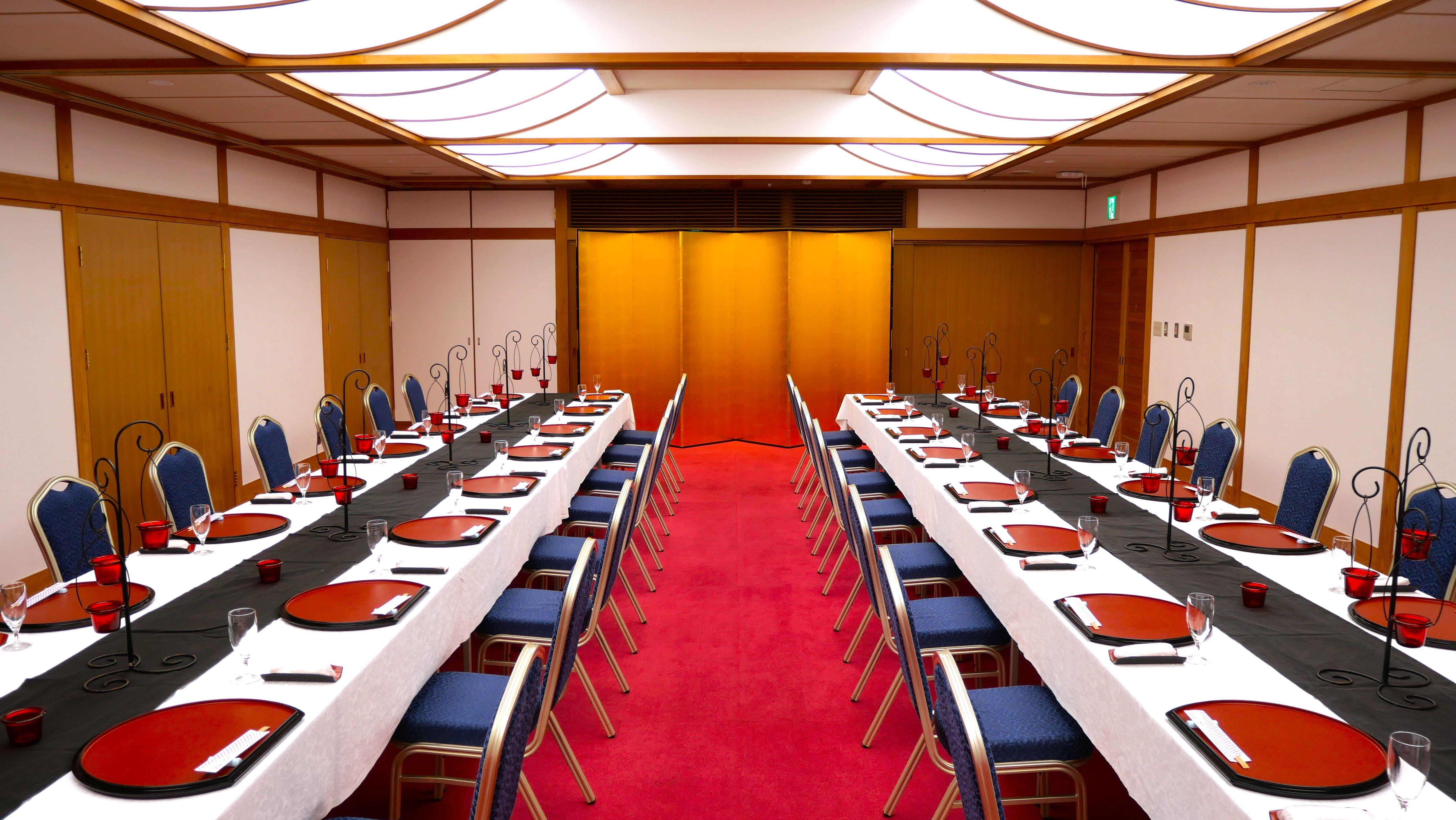 【松鶴の間（松の間・鶴の間）】宴会場仕様