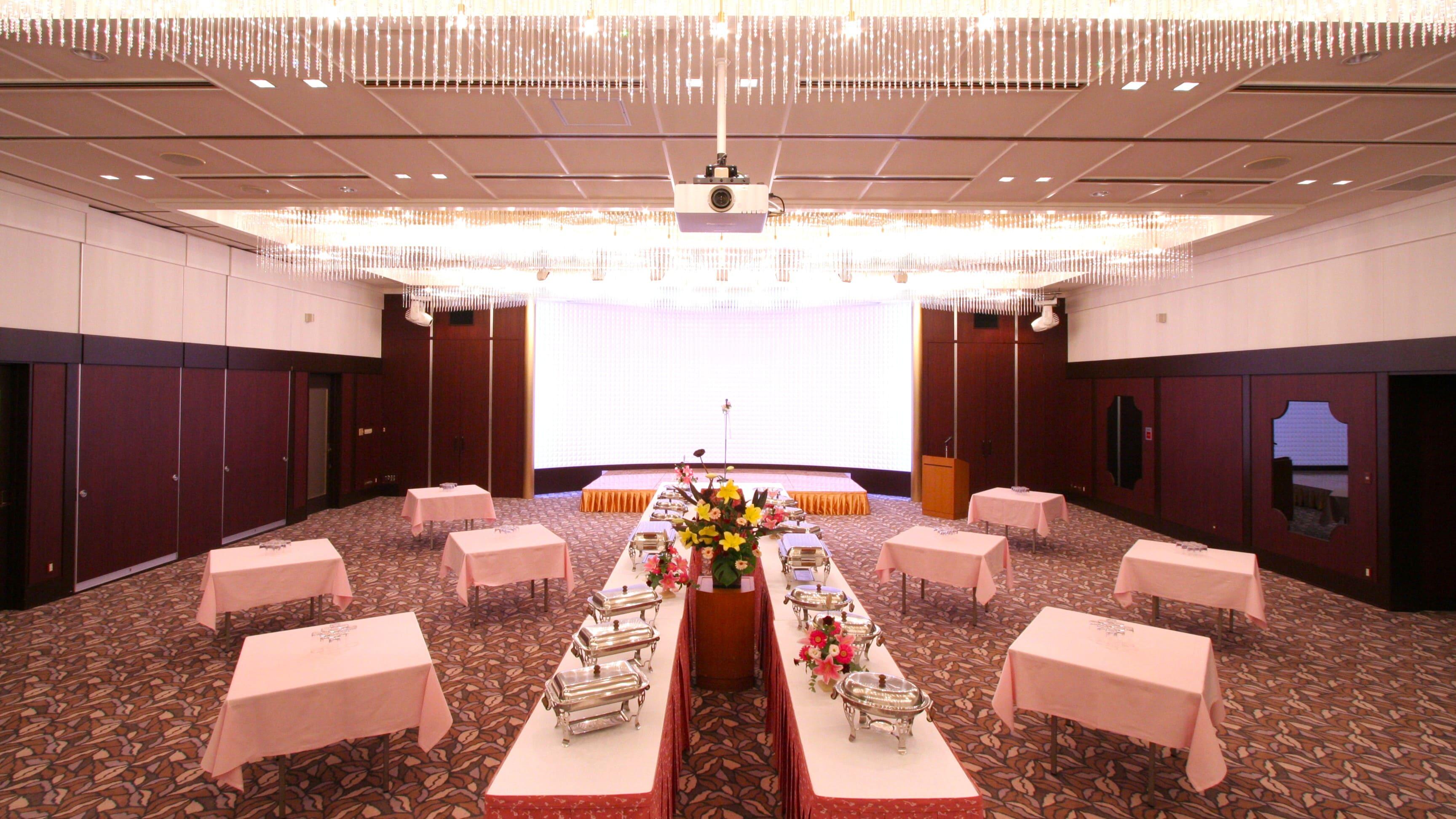 【扇翠の間（扇の間・翠の間）】宴会場仕様