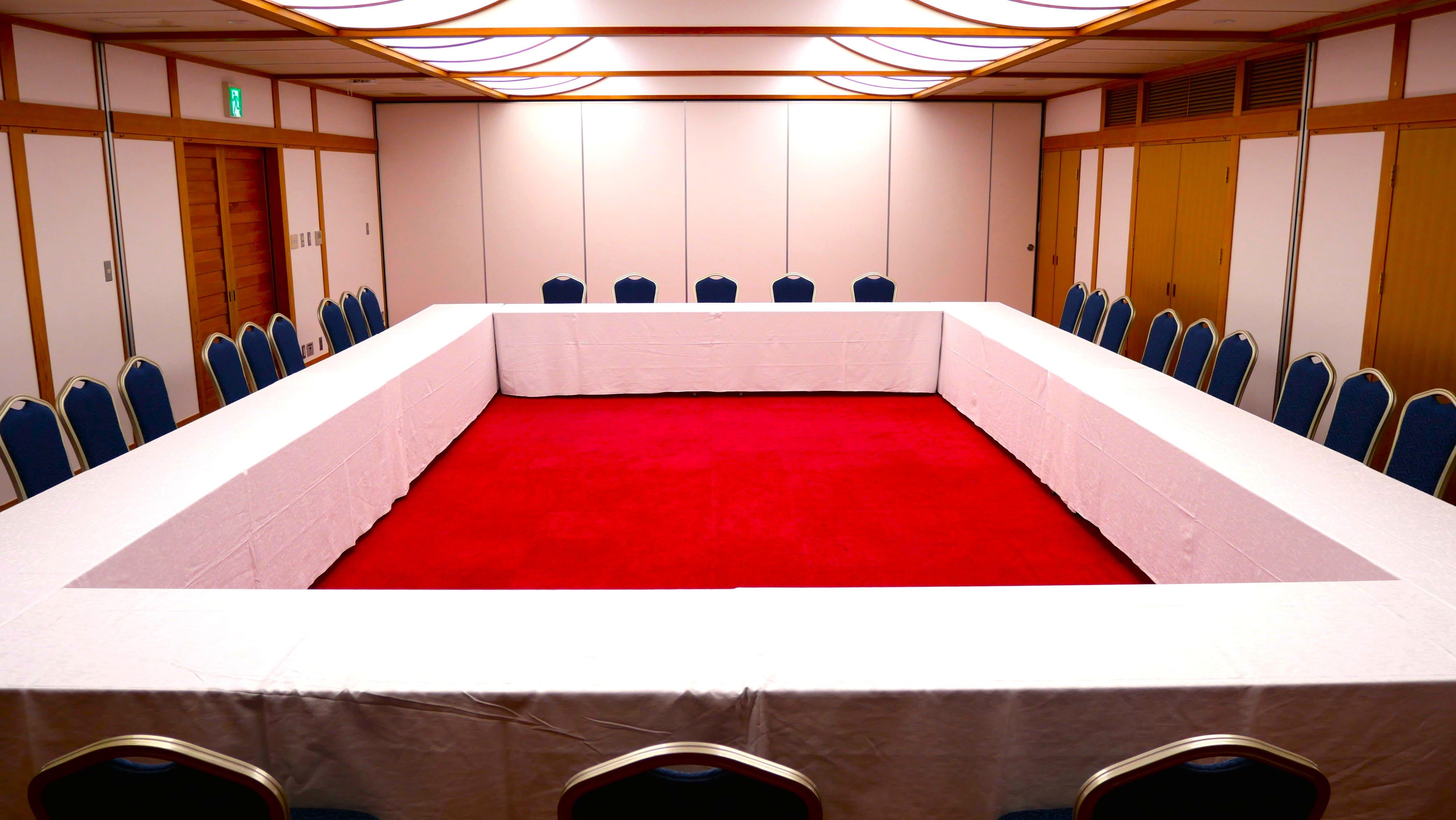 【松鶴の間（松の間・鶴の間）】会議室仕様